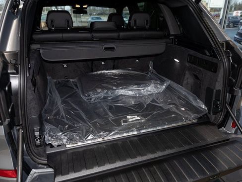 New 2026 BMW X5 xDrive50e w/ M Sport Package image 11