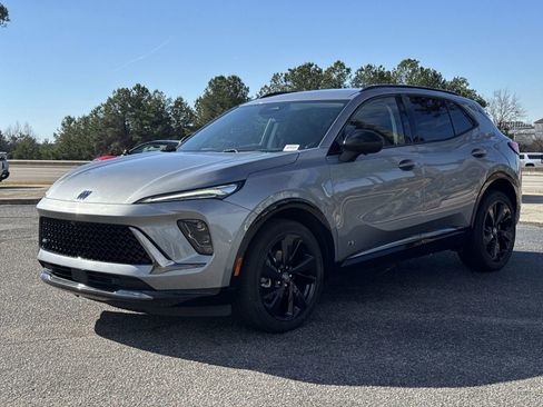 Used 2025 Buick Envision Sport Touring image 5