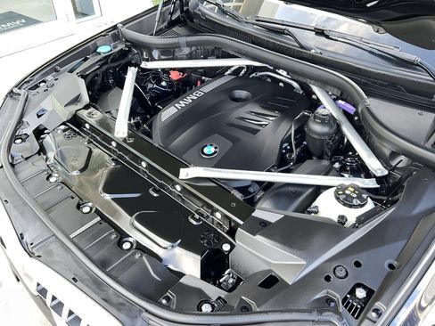 Certified 2024 BMW X6 xDrive40i w/ Premium Package image 34