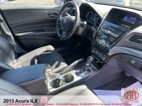 Used 2013 Acura ILX w/ Premium Package image 9