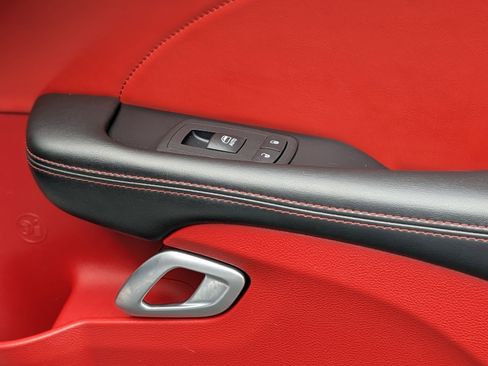 Used 2015 Dodge Challenger R/T Plus image 20