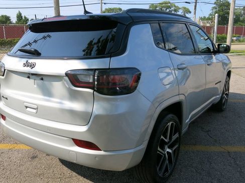 Used 2025 Jeep Compass Limited w/ High Altitude Package AWD/4WD image 4