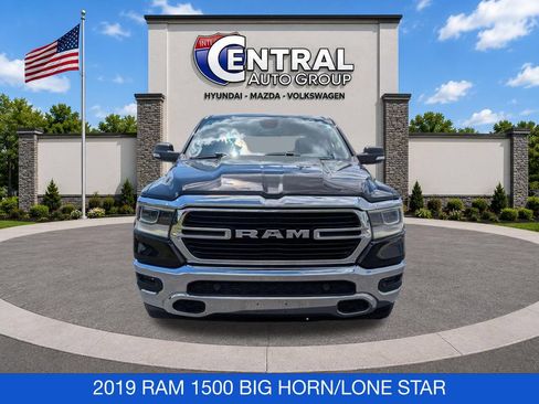 Used 2019 RAM 1500 Big Horn AWD/4WD image 2
