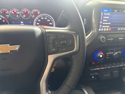 Used 2022 Chevrolet Silverado 1500 LTZ image 13