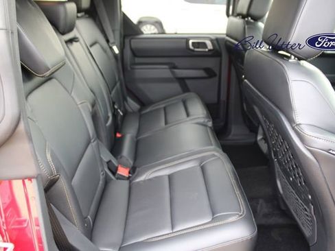 New 2025 Ford Bronco Badlands image 9