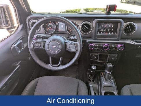 Used 2022 Jeep Wrangler Unlimited Sport AWD/4WD image 16