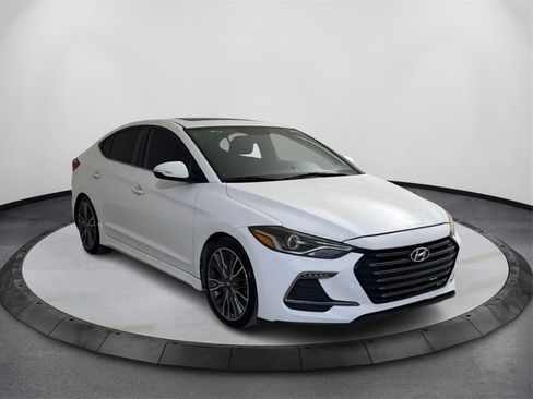 Used 2018 Hyundai Elantra Sport image 3