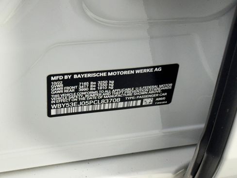 Used 2023 BMW i7 xDrive60 w/ Executive Package 2 image 57