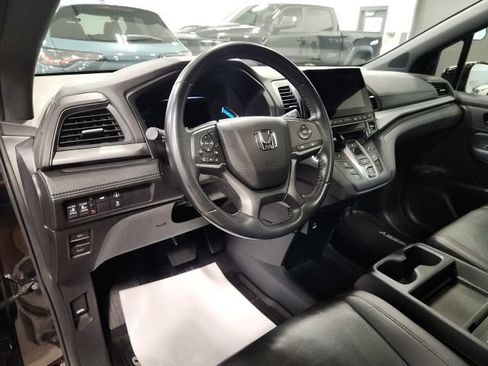 Used 2023 Honda Odyssey Sport image 12