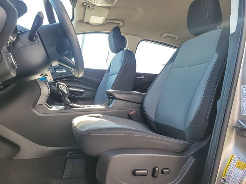 Used 2018 Ford Escape SE w/ SE Sync 3 Package image 7