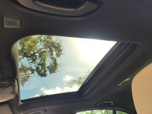 Used 2026 BMW 330i xDrive Sedan w/ Premium Package image 20