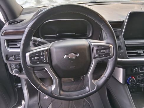 Used 2023 Chevrolet Suburban Z71 w/ Luxury Package image 22