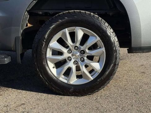 Used 2021 Chevrolet Silverado 1500 Custom image 7