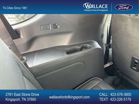 Used 2025 Chevrolet Suburban Premier image 28