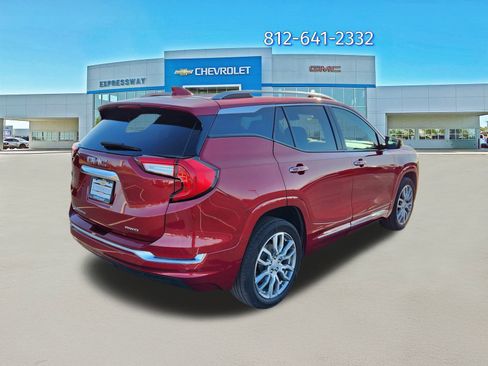 Used 2023 GMC Terrain Denali w/ LPO, Cargo Package image 7