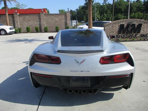 Used 2014 Chevrolet Corvette Stingray Coupe image 31