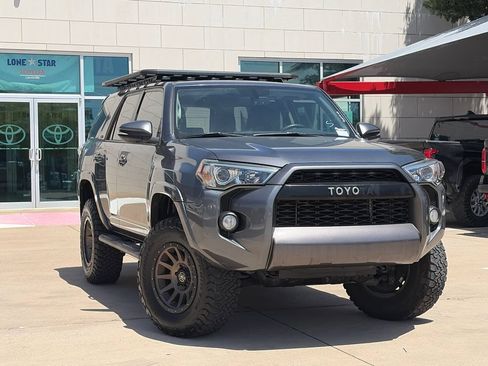 Used 2015 Toyota 4Runner SR5 Premium AWD/4WD image 2