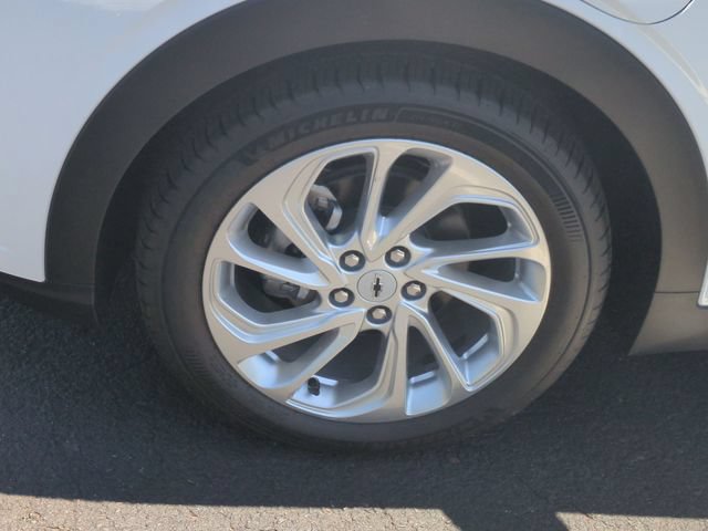 New 2027 Chevrolet Bolt LT FWD image 34