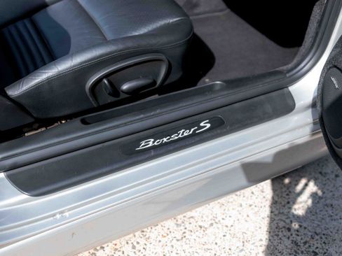 Used 2003 Porsche Boxster S image 41
