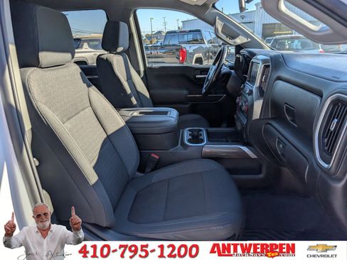 Used 2021 Chevrolet Silverado 1500 LT Trail Boss w/ Bed Protection Package image 12