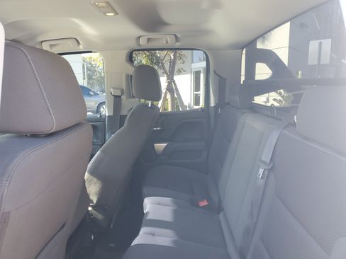 Used 2018 Chevrolet Silverado 1500 LT image 9