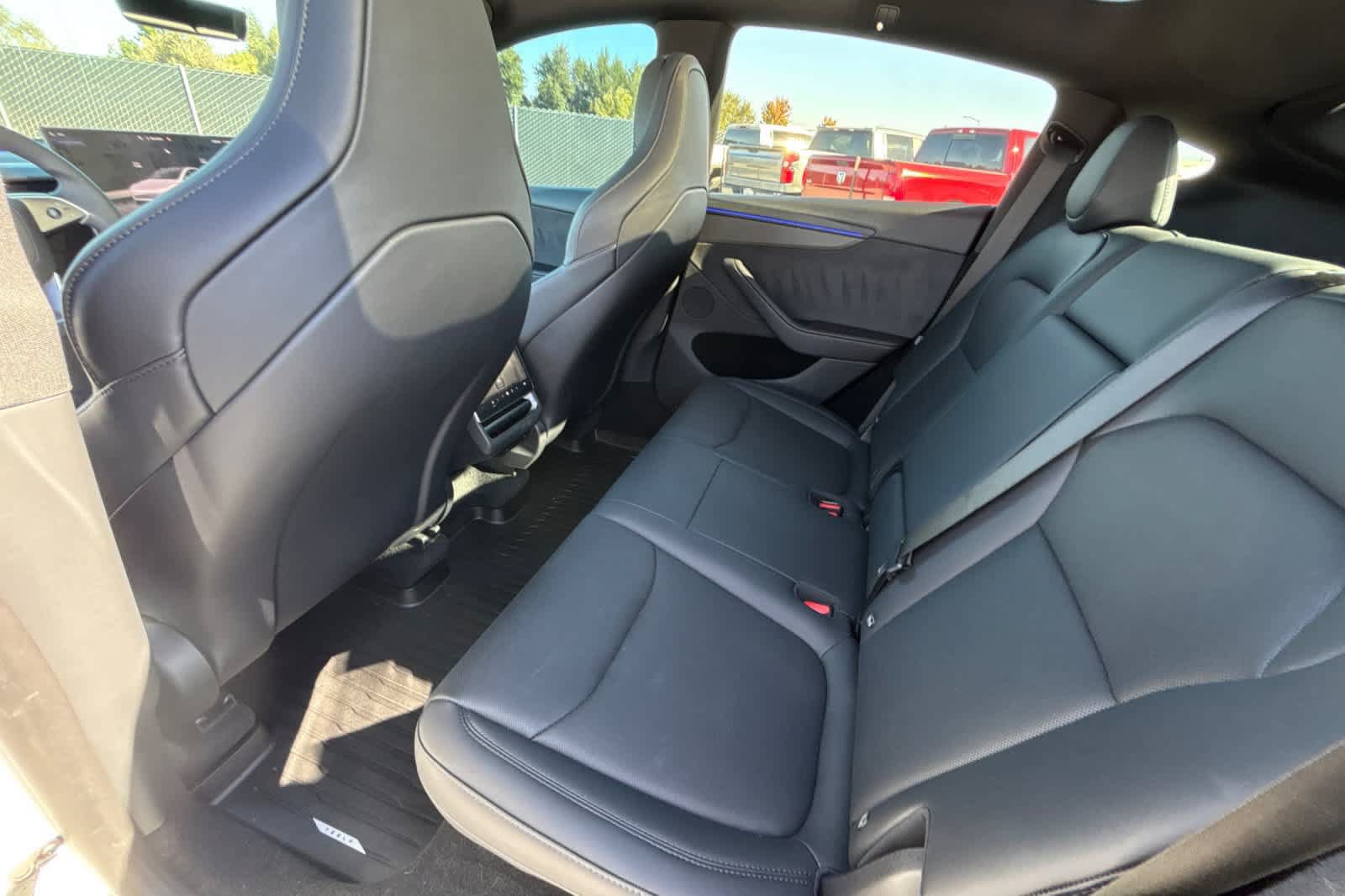 Used 2026 Tesla Model Y Performance AWD/4WD image 5