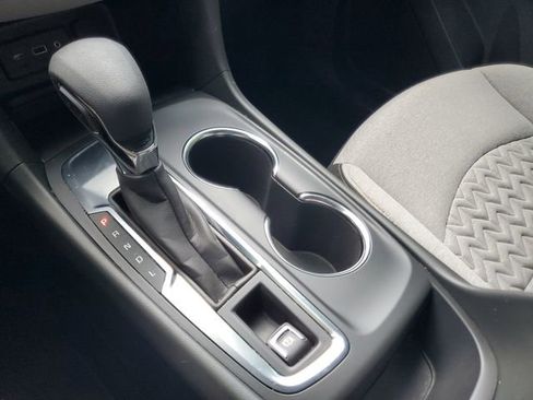 Used 2023 Chevrolet Equinox LS w/ LS Convenience Package FWD image 27