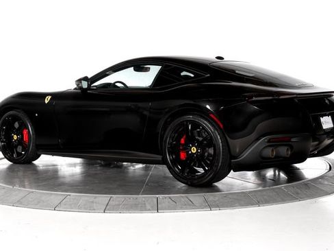 Certified 2024 Ferrari Roma RWD image 10