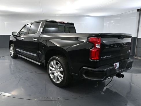 Used 2023 Chevrolet Silverado 1500 High Country w/ High Country Premium Package image 9