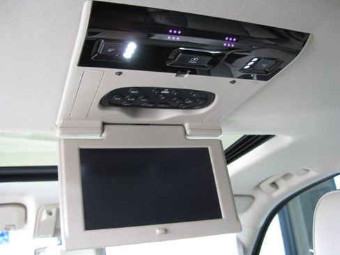 Used 2019 GMC Yukon Denali w/ Denali Ultimate Package image 28