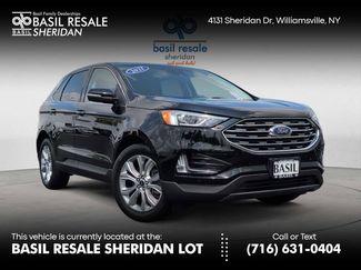 Used 2021 Ford Edge Titanium image 1