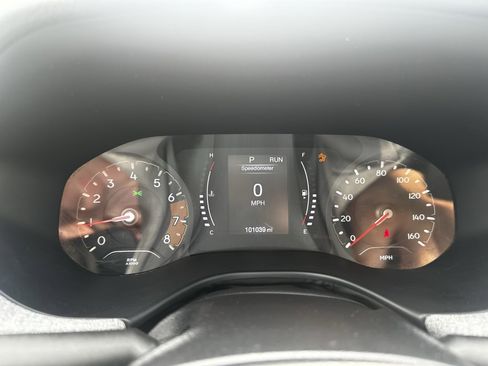 Used 2022 Jeep Compass Sport image 29