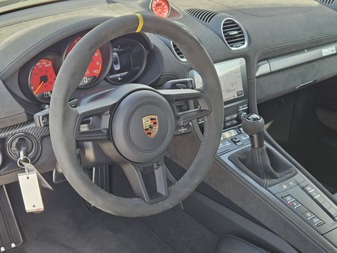 Certified 2025 Porsche 718 Boxster Spyder RS image 28