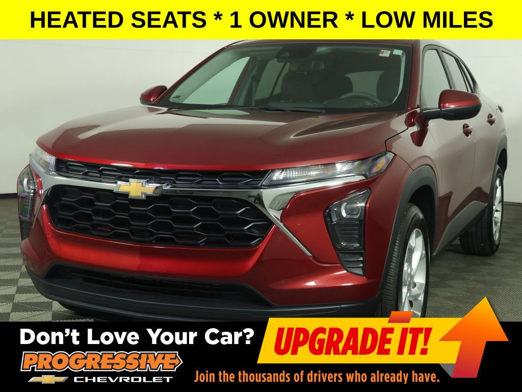 Used 2025 Chevrolet Trax LS w/ LS Convenience Package FWD image 1