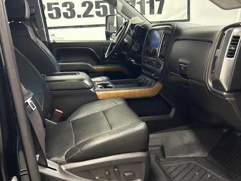 Used 2016 Chevrolet Silverado 2500 LTZ w/ LTZ Plus Package AWD/4WD image 14