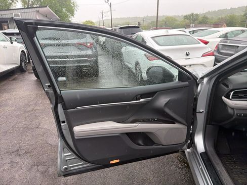 Used 2023 Toyota Camry XLE w/ Cold Weather Package AWD/4WD image 15
