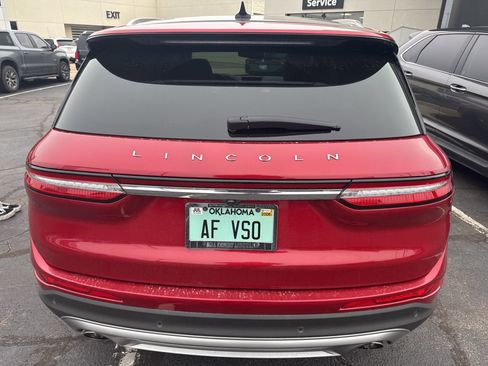 Used 2021 Lincoln Corsair FWD w/ Premium Package image 3