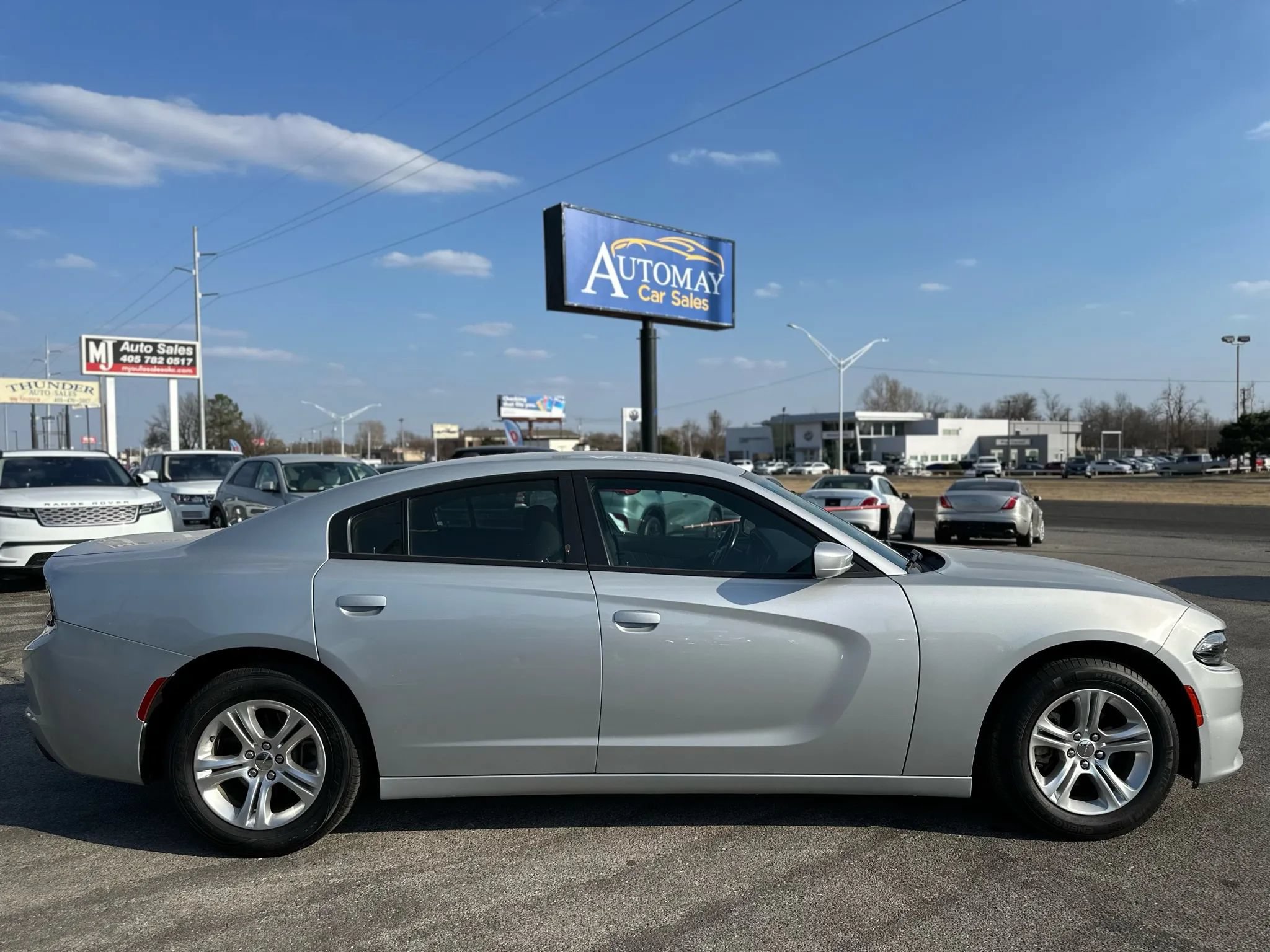 Used 2021 Dodge Charger SXT RWD image 5