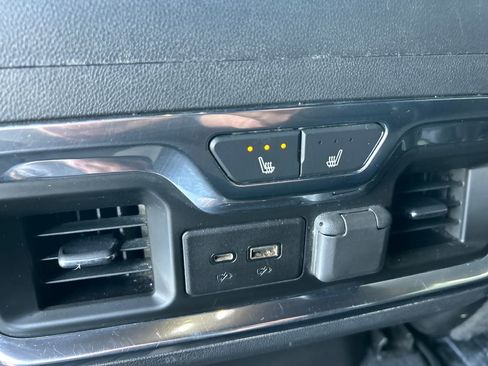 Used 2019 GMC Sierra 1500 AT4 w/ AT4 Premium Package image 46