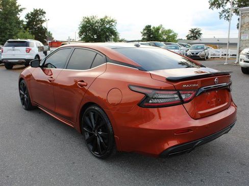 Used 2021 Nissan Maxima SR w/ Sport Mat Group FWD image 5