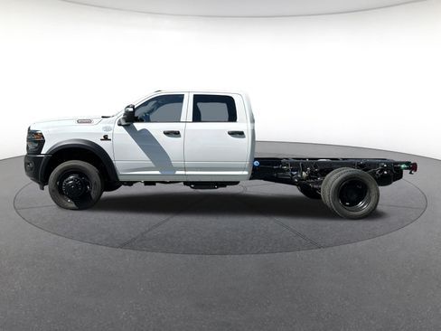 New 2026 RAM 5500 Tradesman AWD/4WD image 2