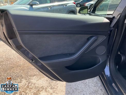 Used 2023 Tesla Model 3 Standard Range image 32