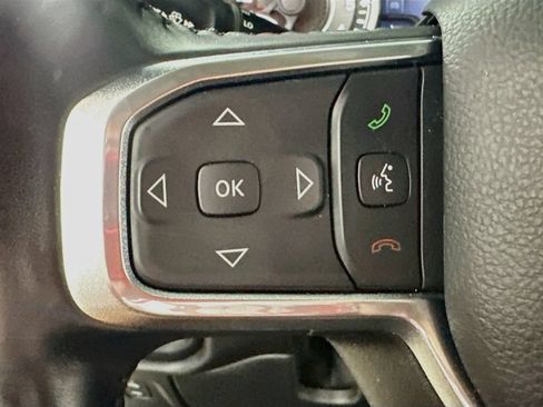 Used 2022 RAM 1500 Laramie AWD/4WD image 22