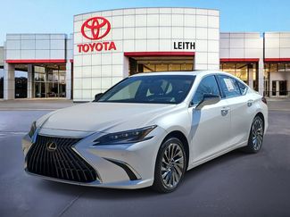 Used 2024 Lexus ES 300h Ultra Luxury video 1