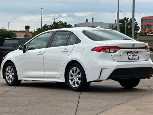Certified 2024 Toyota Corolla LE FWD image 7