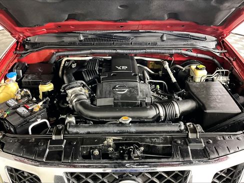 Used 2015 Nissan Frontier SV w/ SV Value Truck Package AWD/4WD image 29