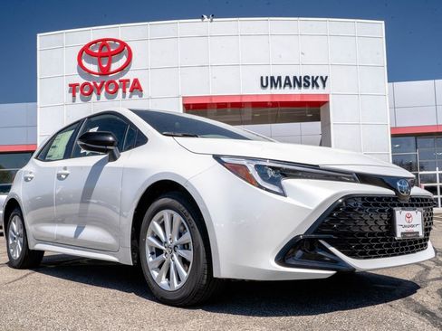 New 2026 Toyota Corolla SE FWD image 1
