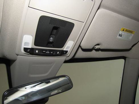 Used 2025 Honda CR-V EX image 7