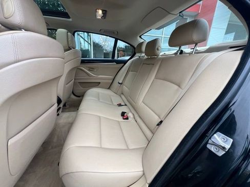 Used 2012 BMW 528i xDrive Sedan image 11
