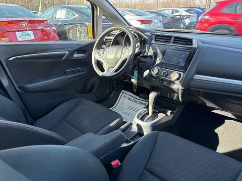 Used 2018 Honda Fit Sport image 12